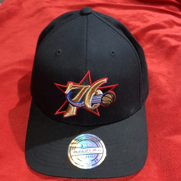 Mitchell & Ness Other - 76ers snap back